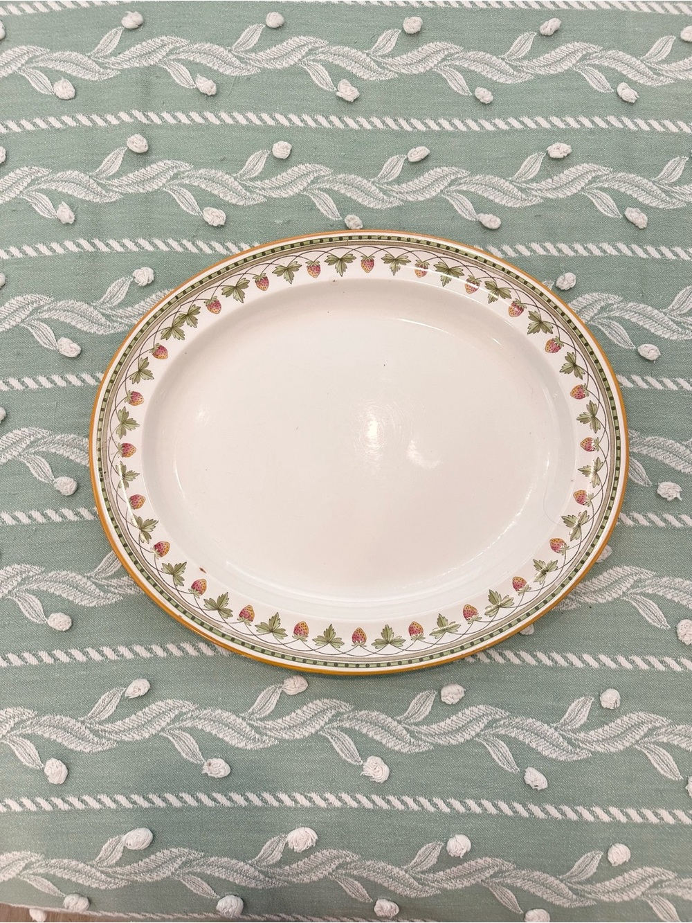Wedgwood Strawberry Fruit Oval Serving Platter – 16”